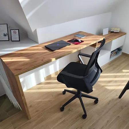 Planina Zove Apartment *